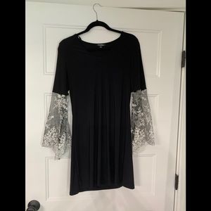 Dress with lace sleeves